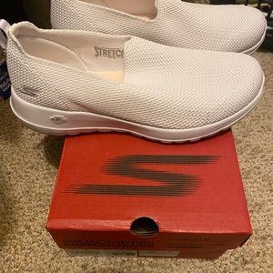Skechers sneakers